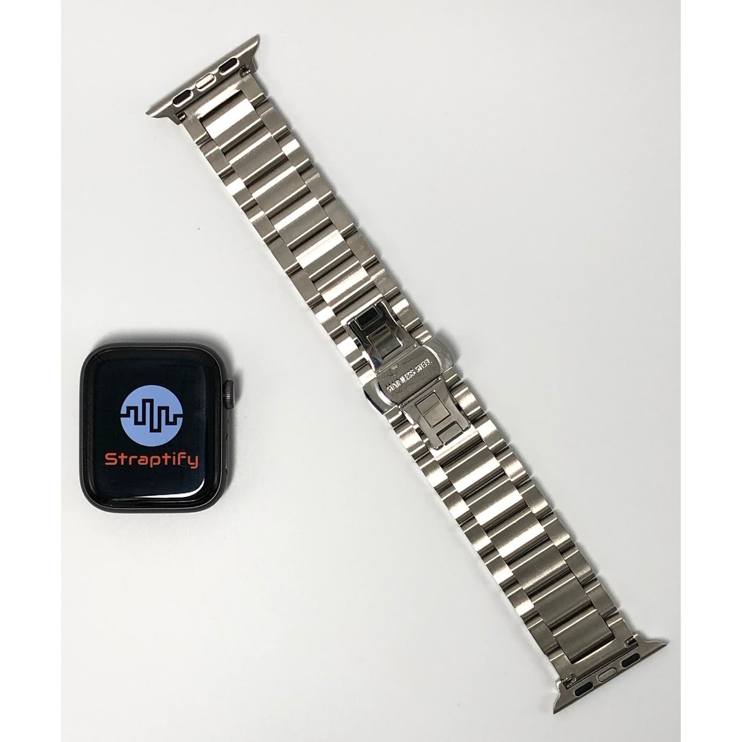 Shiny silver stainless steel butterfly buckle strap 亮面銀不銹鋼蝴蝶扣錶帶