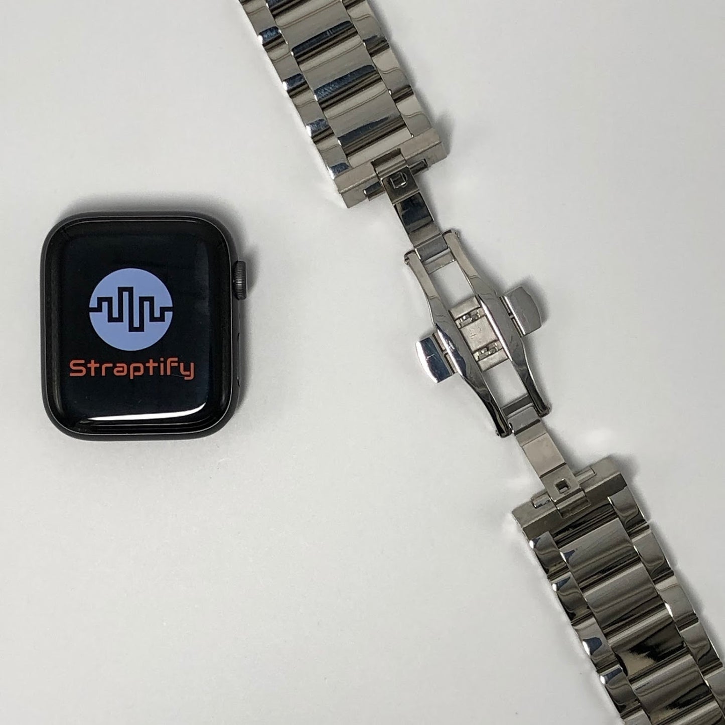 Shiny silver stainless steel butterfly buckle strap 亮面銀不銹鋼蝴蝶扣錶帶