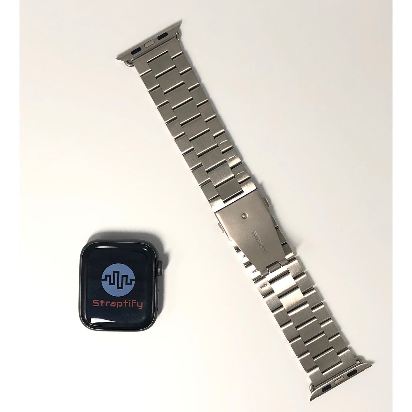 Three-beaded stainless steel strap - Silver 三珠不銹鋼錶帶 - 銀色