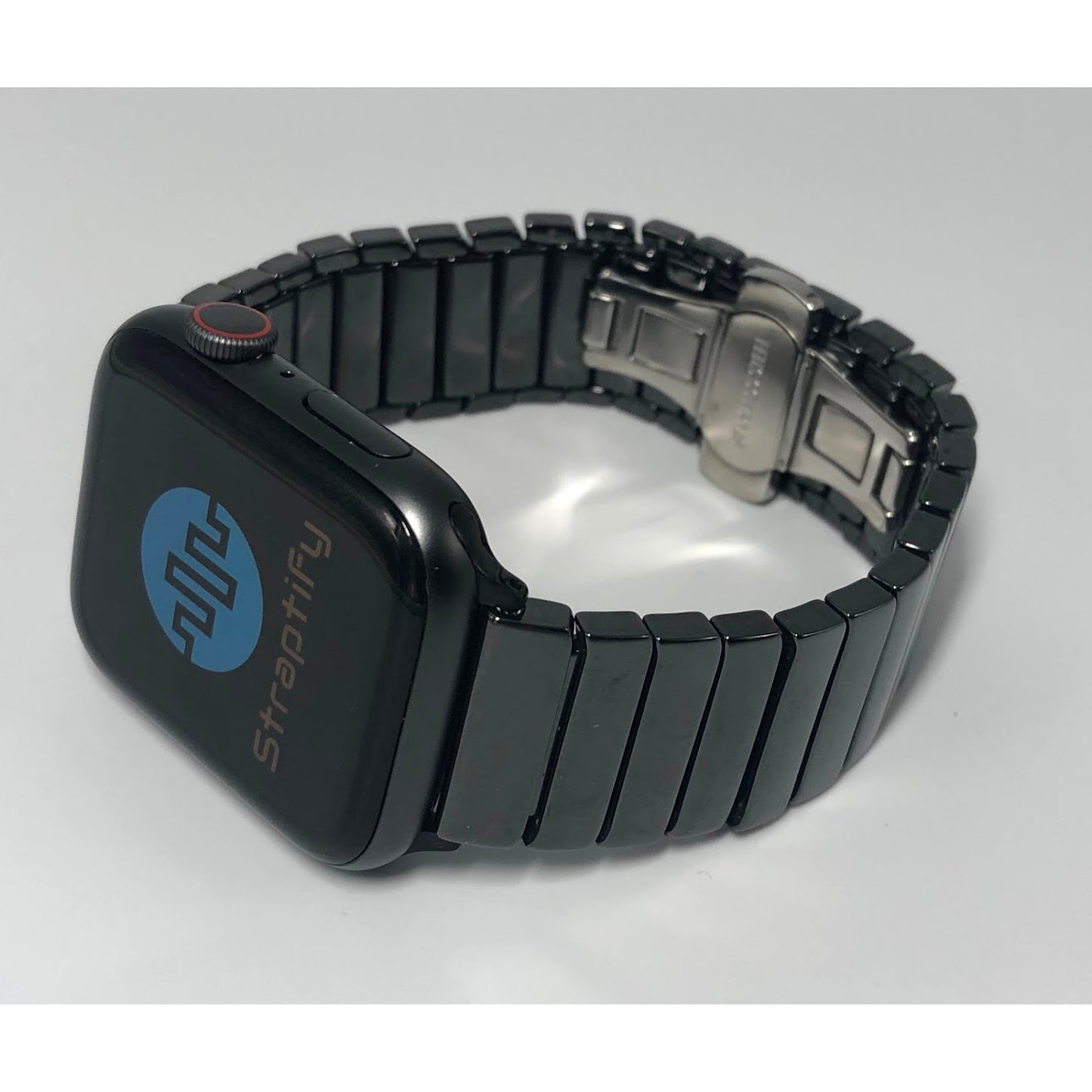 One Bead Bright Black Ceramic Strap
一珠亮黑陶瓷錶帶